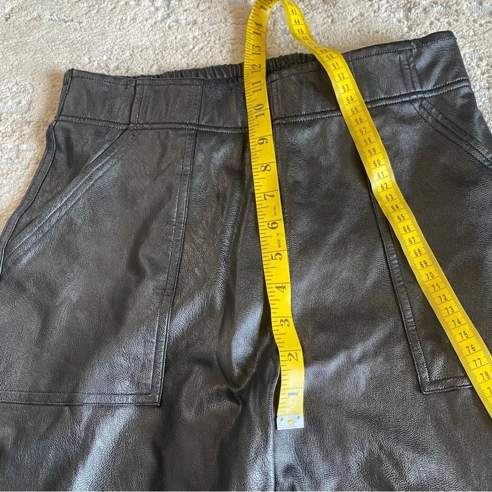 Spanx Leather Like Jogger Pants Brown cuffed Ankle Faux Leather Pull On: Small